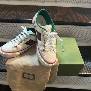 Authentic Gucci 1977 Tennis Shoes (White)
